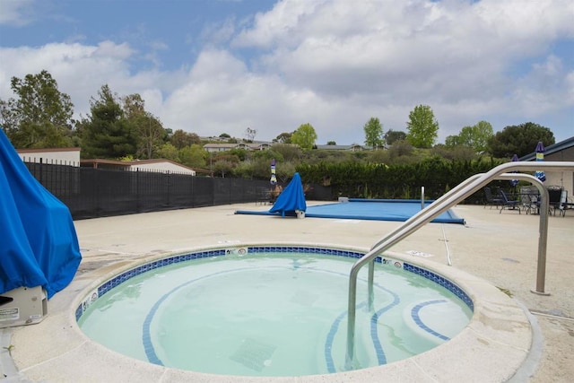 4402 Shearwater Way, Oceanside, CA 92057 - community pool featuring a community hot tub