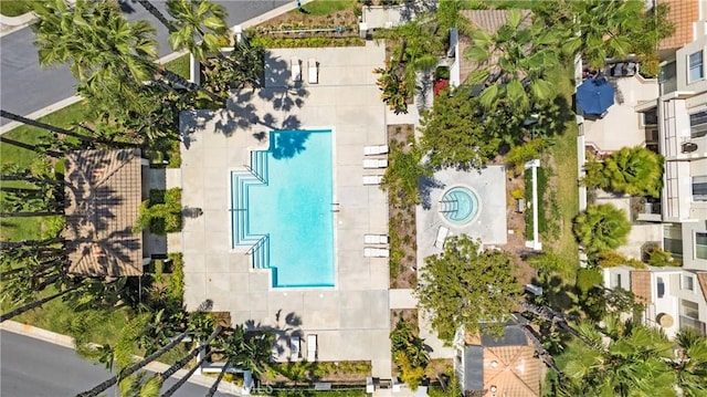 37 Fleurance St, Laguna Niguel, CA 92677 - bird's eye view of a pool area