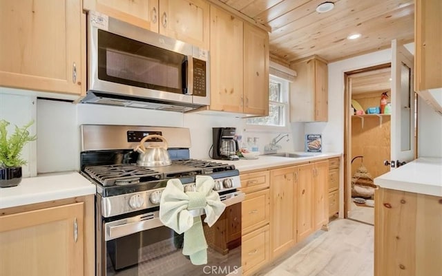 298 Maple Ln, Sugarloaf, CA 92386 - photo 5
