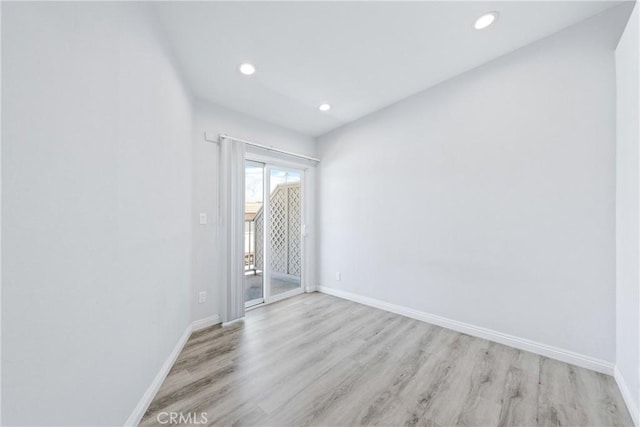 72 S Greenwood Ave Unit 3, Pasadena, CA 91107 - spare room featuring light wood-style flooring, baseboards, and recessed lighting