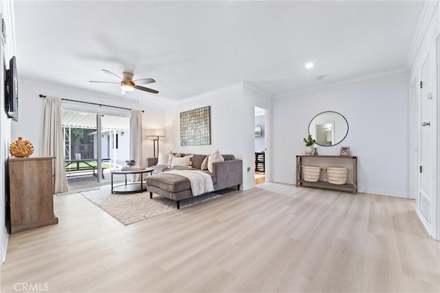 bedroom featuring access to exterior, light wood finished floors, crown molding, baseboards, and ceiling fan