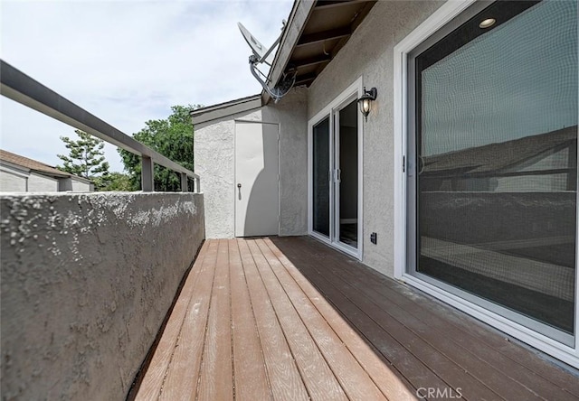21981 Rimhurst Dr Unit 154, Lake Forest, CA 92630 - view of wooden terrace