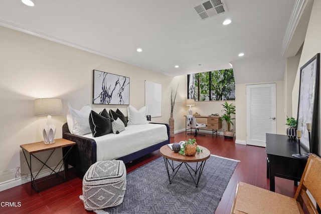 500 E Del Mar Blvd Unit 24, Pasadena, CA 91101 - bedroom featuring wood finished floors, baseboards, recessed lighting, and crown molding