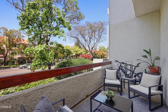 500 E Del Mar Blvd Unit 24, Pasadena, CA 91101 - view of balcony
