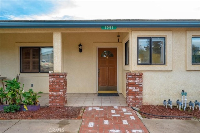 1561 Cielo Ln, Nipomo, CA 93444 - property entrance with stucco siding