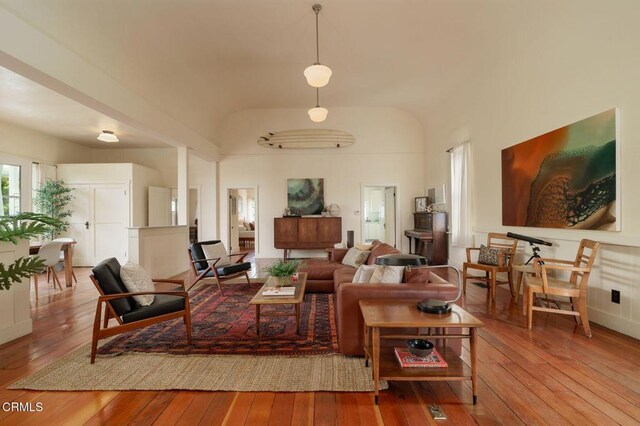 399 W Center St, Ventura, CA 93001 - photo 5