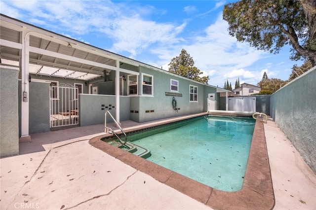 5422 E Harvey Way, Long Beach, CA 90808 - view of swimming pool featuring a fenced backyard and a patio