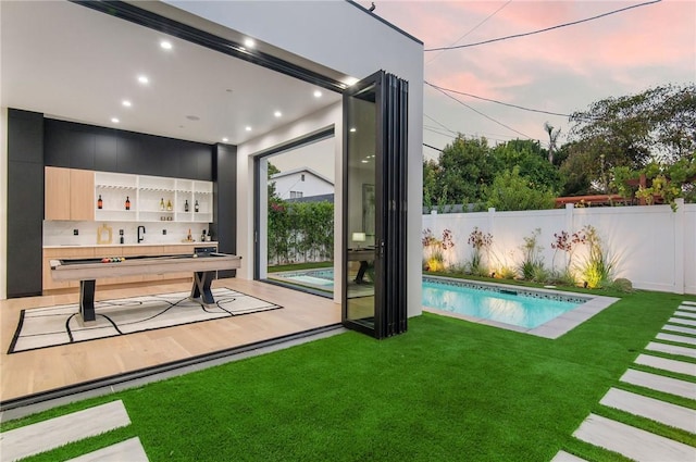 5132 Lindley Ave, Encino, CA 91316 - view of pool at dusk
