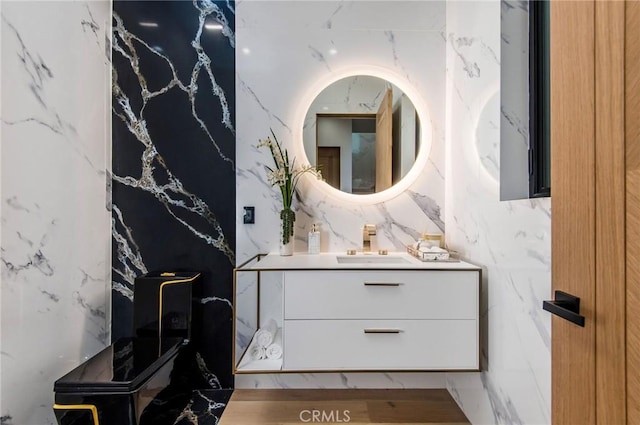 5132 Lindley Ave, Encino, CA 91316 - bathroom with vanity