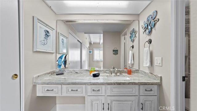 402 E Oceanfront, Newport Beach, CA 92661 - bathroom with vanity