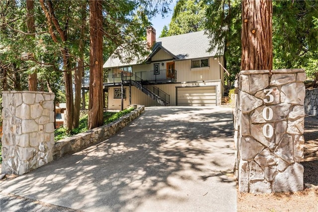 300 Pioneer Rd, Lake Arrowhead, CA 92352 - gate with stairs
