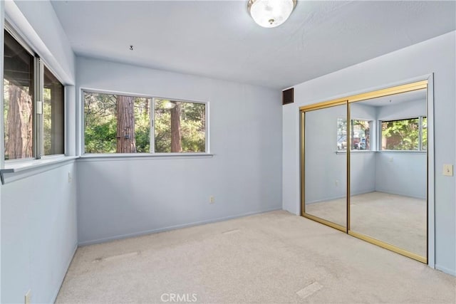 300 Pioneer Rd, Lake Arrowhead, CA 92352 - unfurnished bedroom featuring carpet and a closet