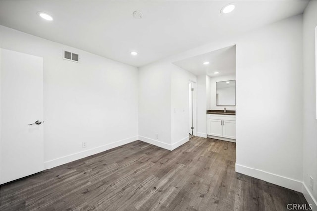22713 Islamare, Lake Forest, CA 92630 - spare room with recessed lighting, wood finished floors, baseboards, and a smoke detector