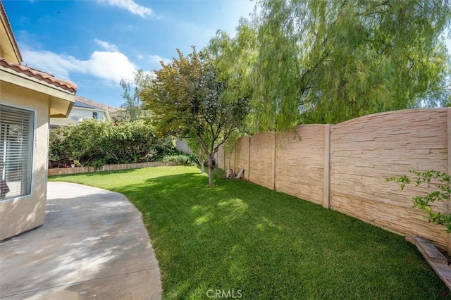 28652 Deer Springs Dr, Saugus, CA 91390 - view of yard with a patio