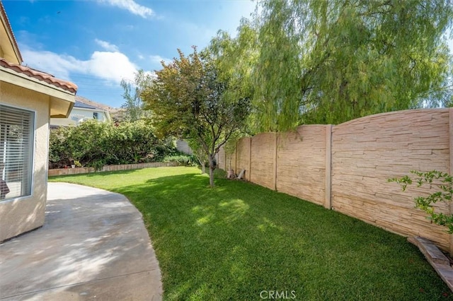 28652 Deer Springs Dr, Saugus, CA 91390 - fenced backyard with a patio