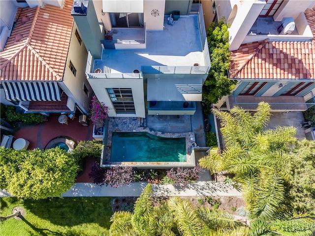 143 Union Jack Mall, Marina Del Rey, CA 90292 - aerial view of property and surrounding area with a pool area