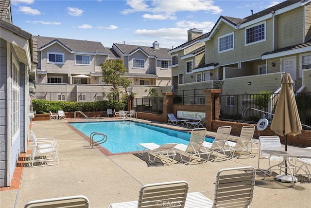 2800 Plaza Del Amo 458, Torrance, CA 90503 - community pool featuring a residential view, fence, and a patio area