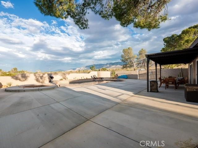30280 Bourbon Rd, Lucerne Valley, CA 92356 - photo 10
