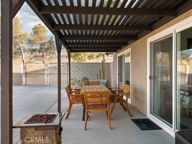 30280 Bourbon Rd, Lucerne Valley, CA 92356 - photo 13