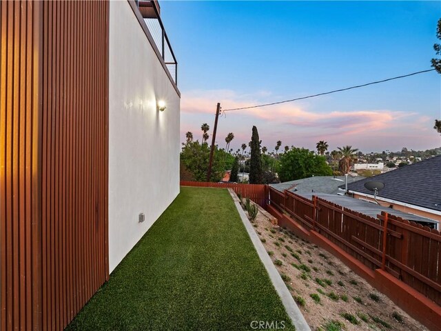3810 Locke Ave, Los Angeles, CA 90032 - view of yard at dusk