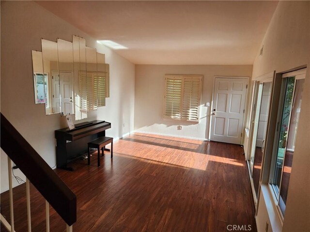 10407 Larwin Ave, Chatsworth, CA 91311 - photo 3
