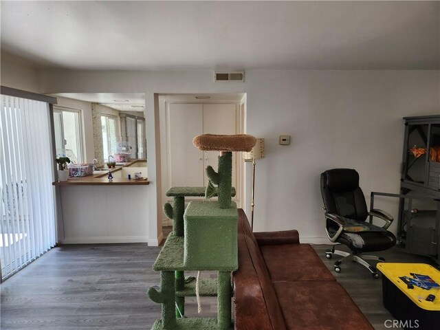 10407 Larwin Ave, Chatsworth, CA 91311 - photo 6
