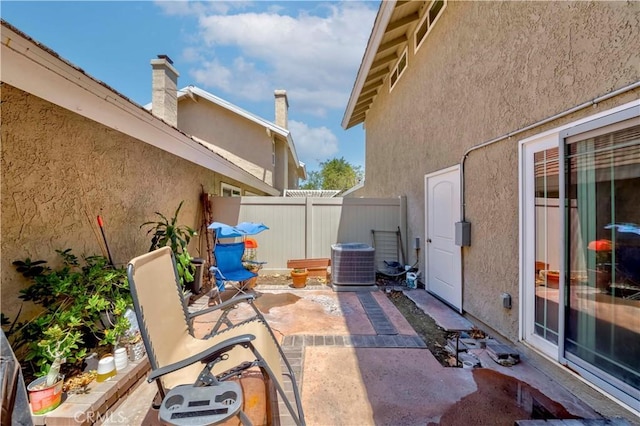 5855 Via Sonora Unit 39, Yorba Linda, CA 92887 - view of patio with central AC and fence