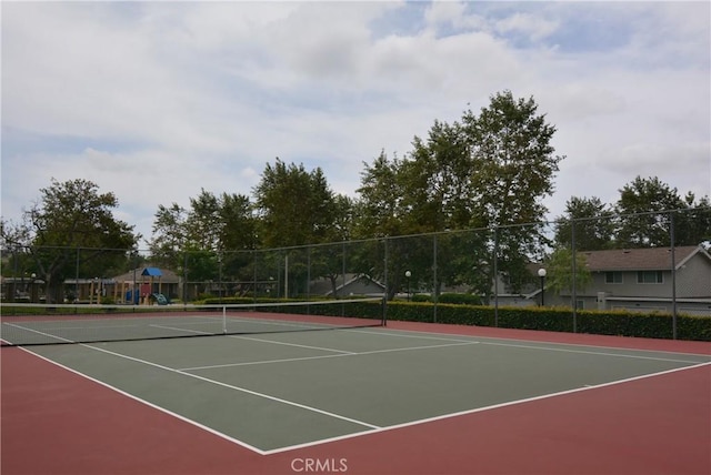5855 Via Sonora Unit 39, Yorba Linda, CA 92887 - view of tennis court featuring community basketball court and fence