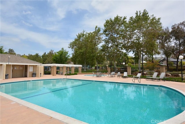 5855 Via Sonora Unit 39, Yorba Linda, CA 92887 - community pool with fence and a patio