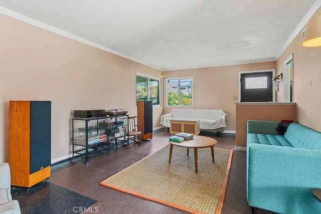 6072 Navajo Rd, Westminster, CA 92683 - living area featuring ornamental molding and baseboards