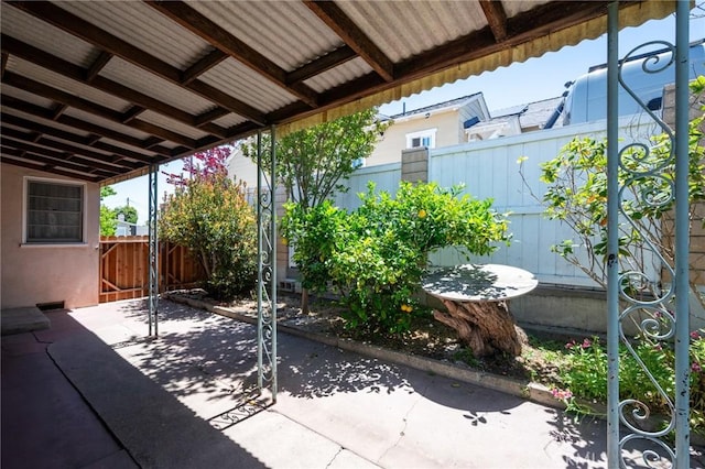 1315 S Walker Ave, San Pedro, CA 90731 - view of patio featuring fence