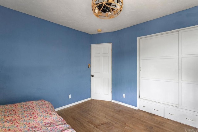 2163 Gracey Ln, Fallbrook, CA 92028 - bedroom featuring wood finished floors and baseboards