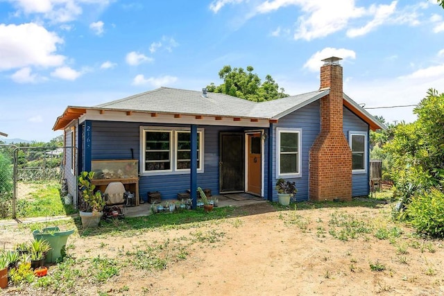 2163 Gracey Ln, Fallbrook, CA 92028 - view of front of property featuring a chimney