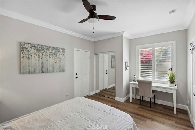 32840 Northshire Cir, Temecula, CA 92592 - bedroom featuring wood finished floors, crown molding, and ceiling fan