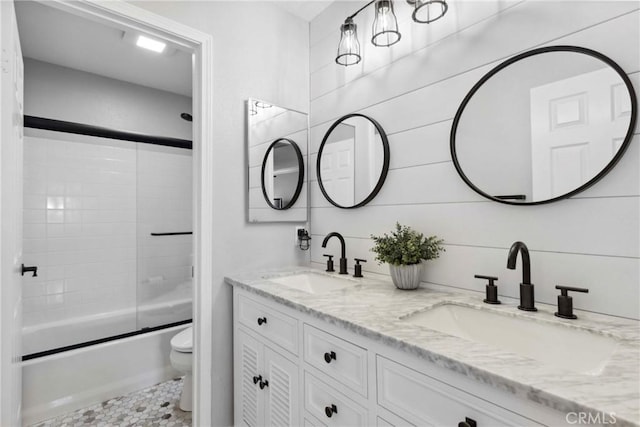 32840 Northshire Cir, Temecula, CA 92592 - full bath featuring double vanity and shower / bath combination with glass door