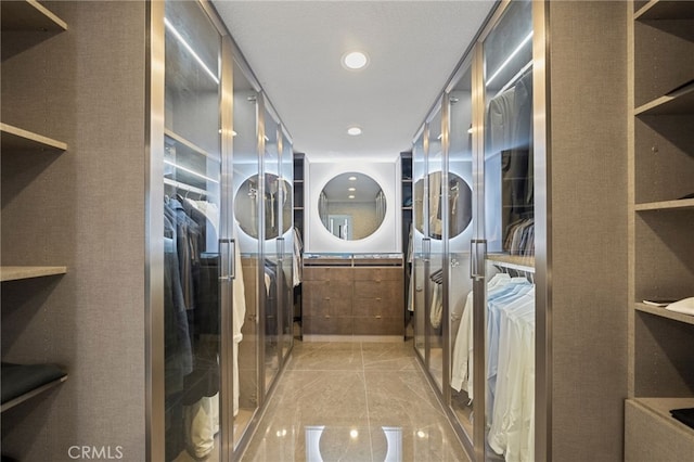46397 Kohinoor Way, Temecula, CA 92592 - laundry area with recessed lighting