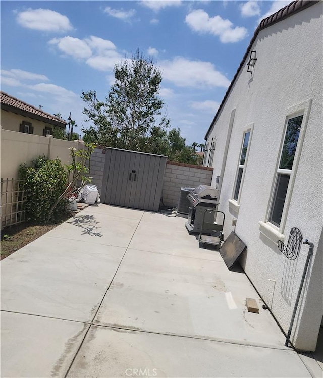 4511 S Luna Privado, Ontario, CA 91761 - view of patio / terrace
