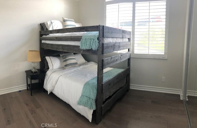 3401 5th Ave, Corona Del Mar, CA 92625 - bedroom with wood finished floors and baseboards