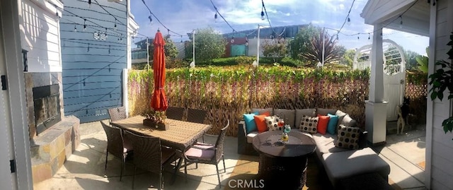 3401 5th Ave, Corona Del Mar, CA 92625 - view of patio / terrace featuring outdoor dining space and an outdoor hangout area