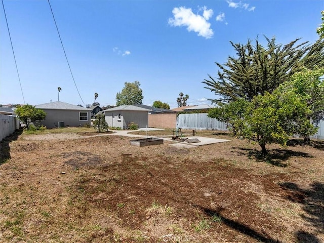 715 Bennett Ave, Arroyo Grande, CA 93420 - view of yard with fence and a vegetable garden