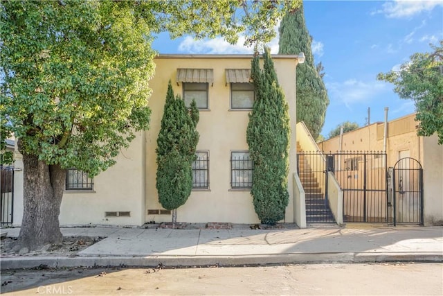 1922 Locust Ave, Long Beach, CA 90806 - view of building exterior featuring fence