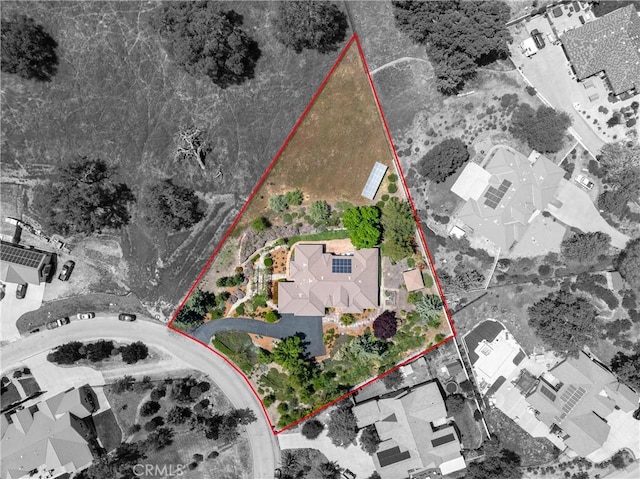 9539 Carmel Rd, Atascadero, CA 93422 - aerial view of residential area featuring property parcel outlined