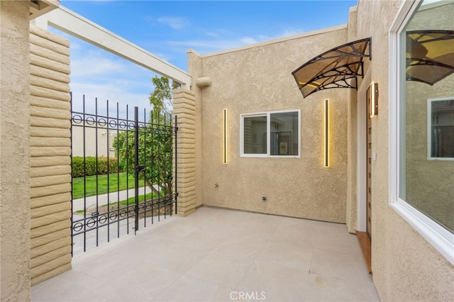 2202 Via Mariposa E Unit B, Laguna Woods, CA 92637 - view of patio / terrace