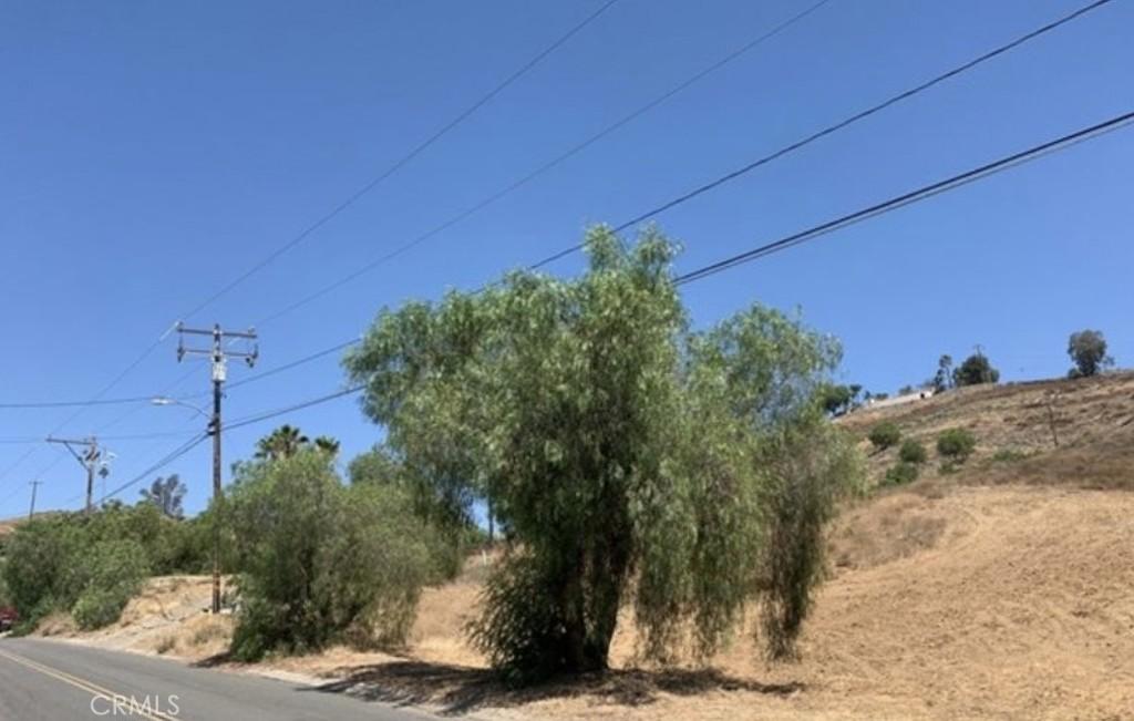 24460 Conejo Dr, Menifee, CA 92587