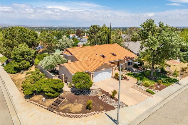 aerial view of property and surrounding area