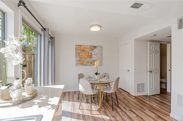 762 Dragonfly Ct, San Jose, CA 95133 - dining area featuring wood finished floors and baseboards