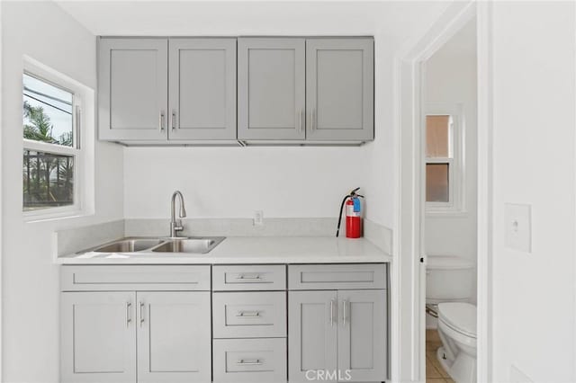 10518 S Vermont Ave, Los Angeles, CA 90044 - photo 23