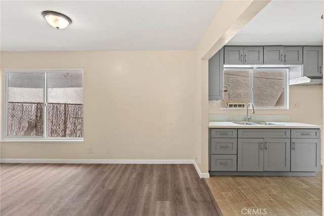 10518 S Vermont Ave, Los Angeles, CA 90044 - photo 6