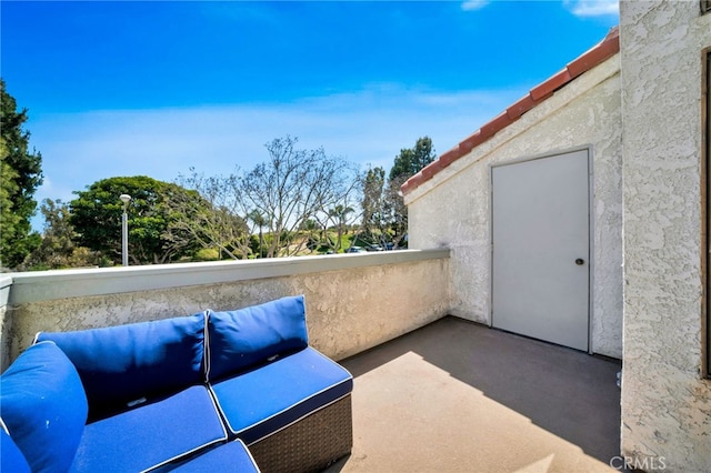 5145 Tortuga Dr Unit 209, Huntington Beach, CA 92649 - view of patio / terrace