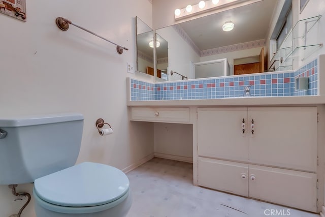 1947 Palacios Dr, San Pedro, CA 90732 - bathroom with toilet and vanity